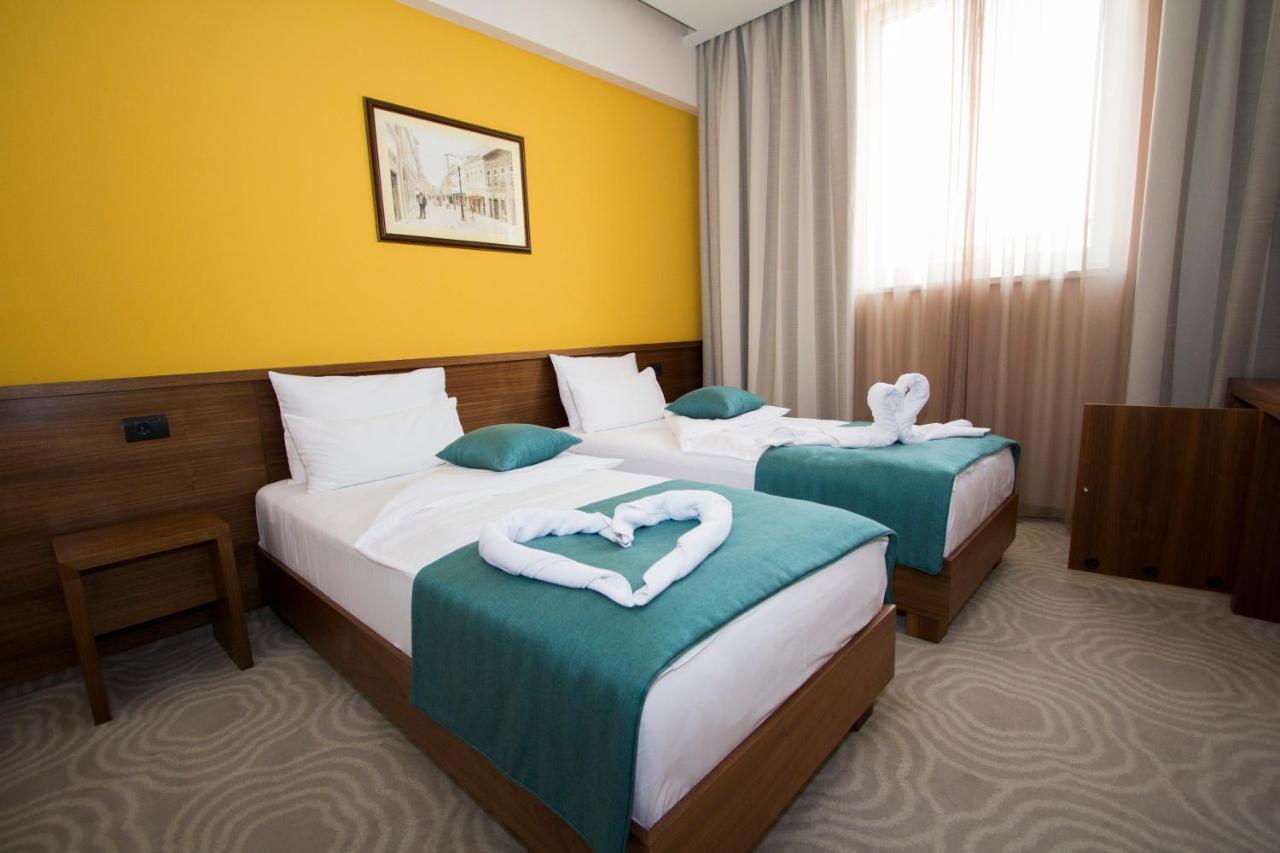 Hotel Jelena Banja Luka Ngoại thất bức ảnh