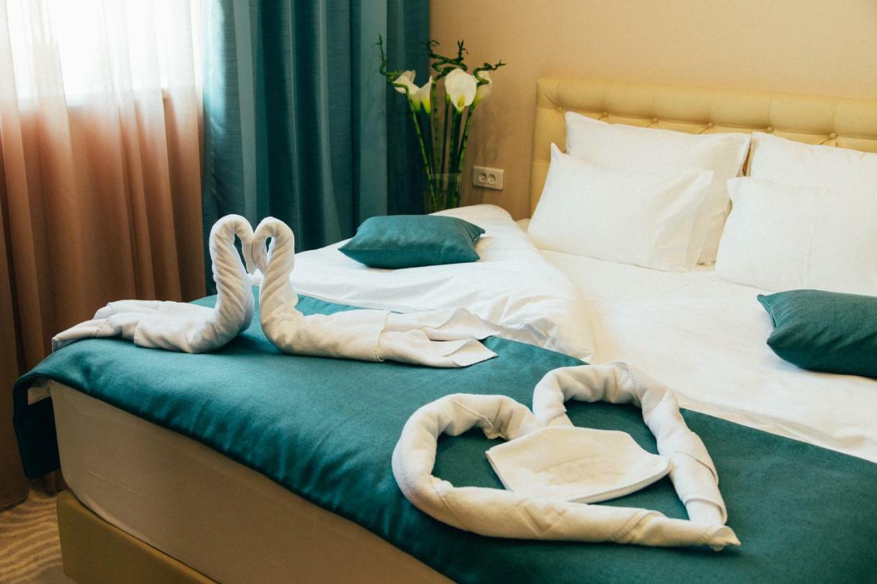 Hotel Jelena Banja Luka Ngoại thất bức ảnh